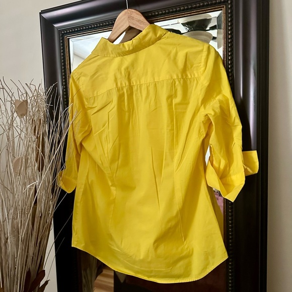 Moda International Yellow Button Up Blouse Size Small - Picture 3 of 4